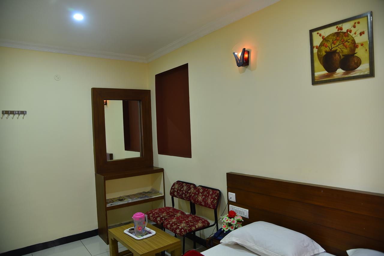 Ezhil Residency Kodaikanal Exterior photo