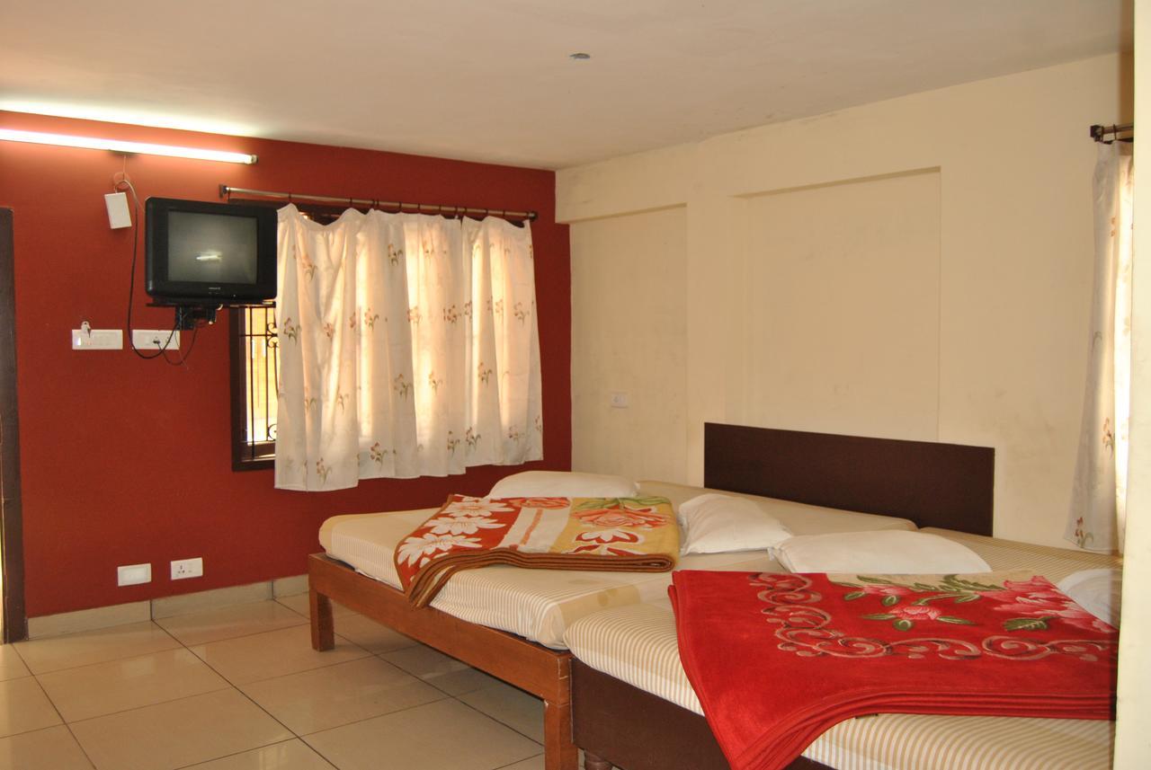 Ezhil Residency Kodaikanal Exterior photo