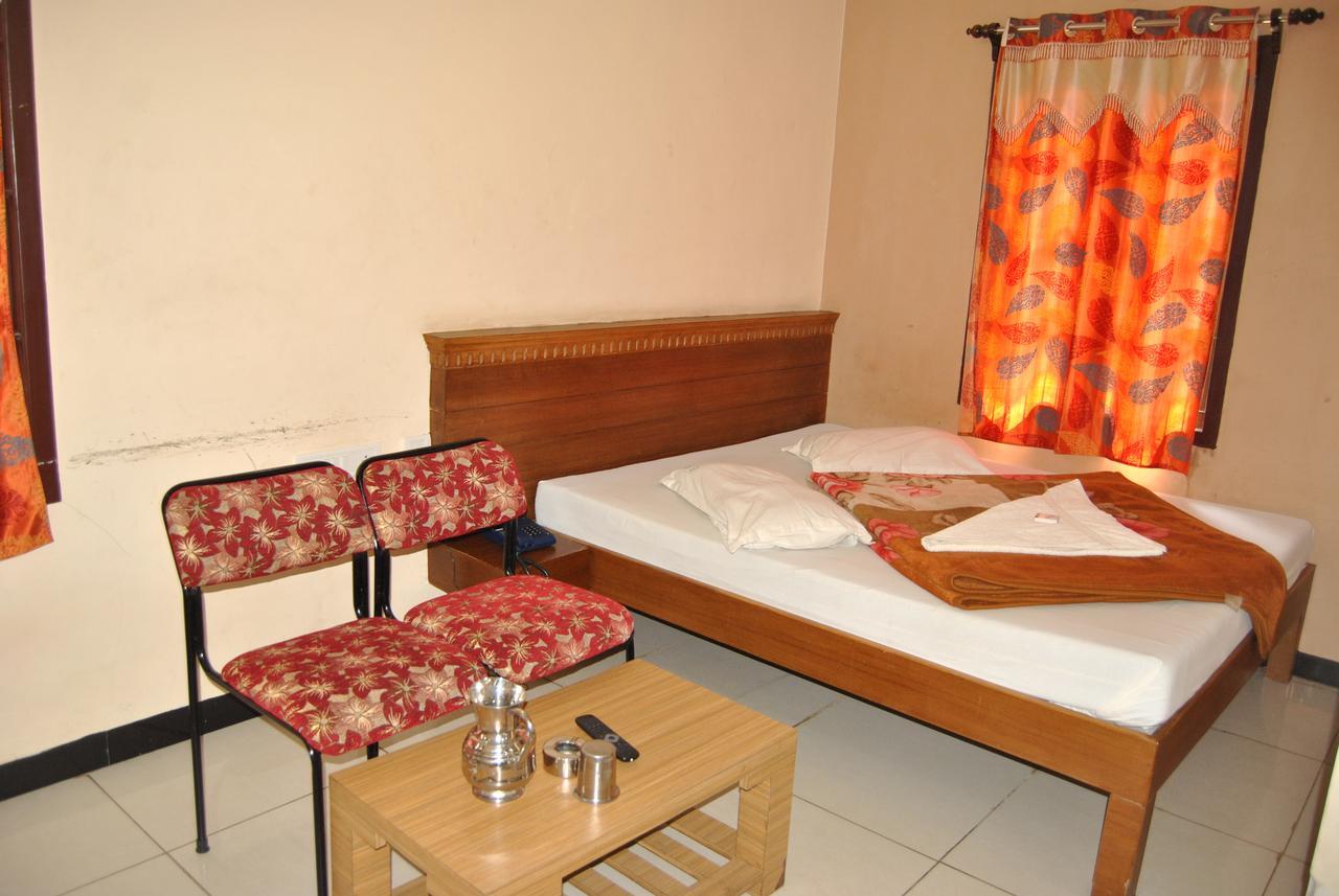 Ezhil Residency Kodaikanal Exterior photo